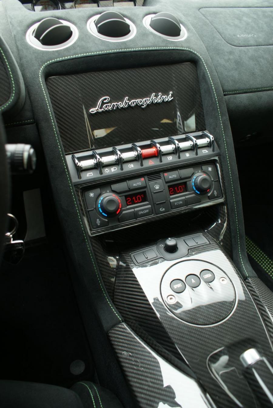  Lamborghini Gallardo LP570-4 Superleggera 2010 года  (фото 10 из 183)